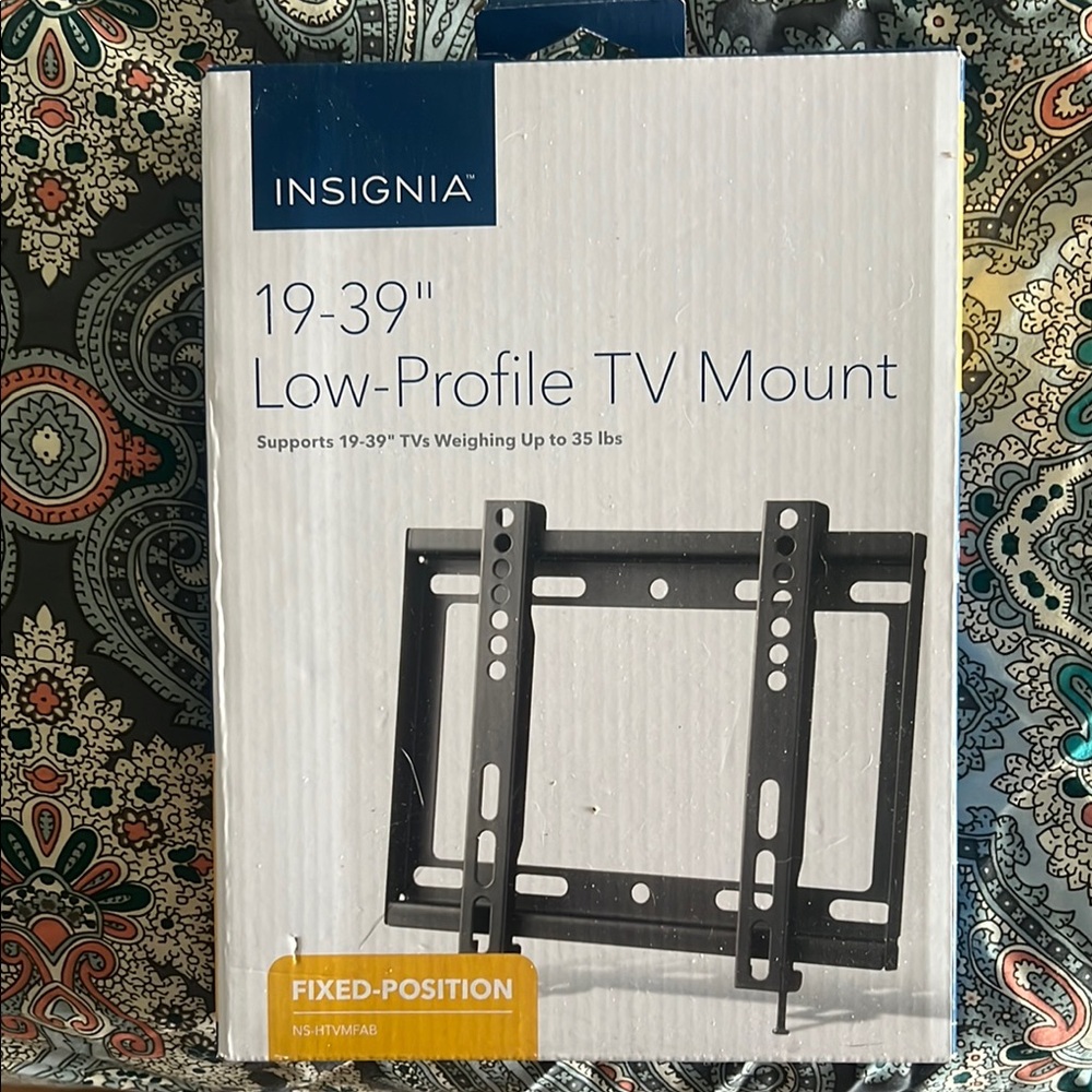 Insignia Low-Profile TV Mount